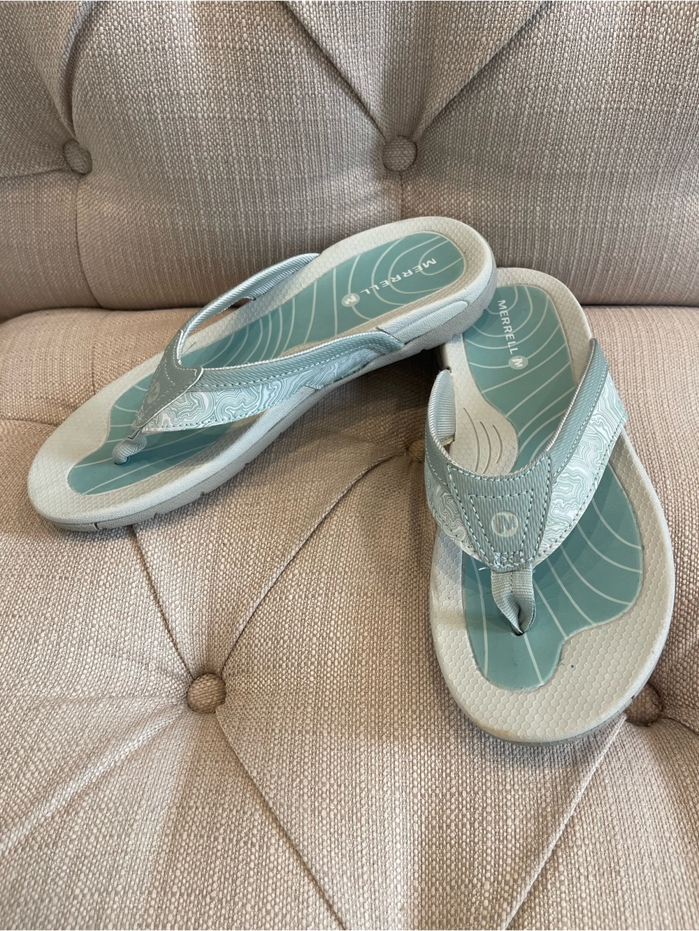 Merrell Women's Seafoam Green Thong Sandals